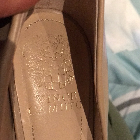 Heels - Picture 2 of 4